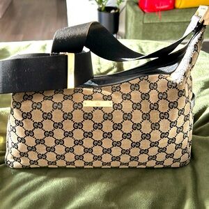 Gucci GG Canvas Shoulder bag Beige Brown 🤎🤎🤎🖤EUC
